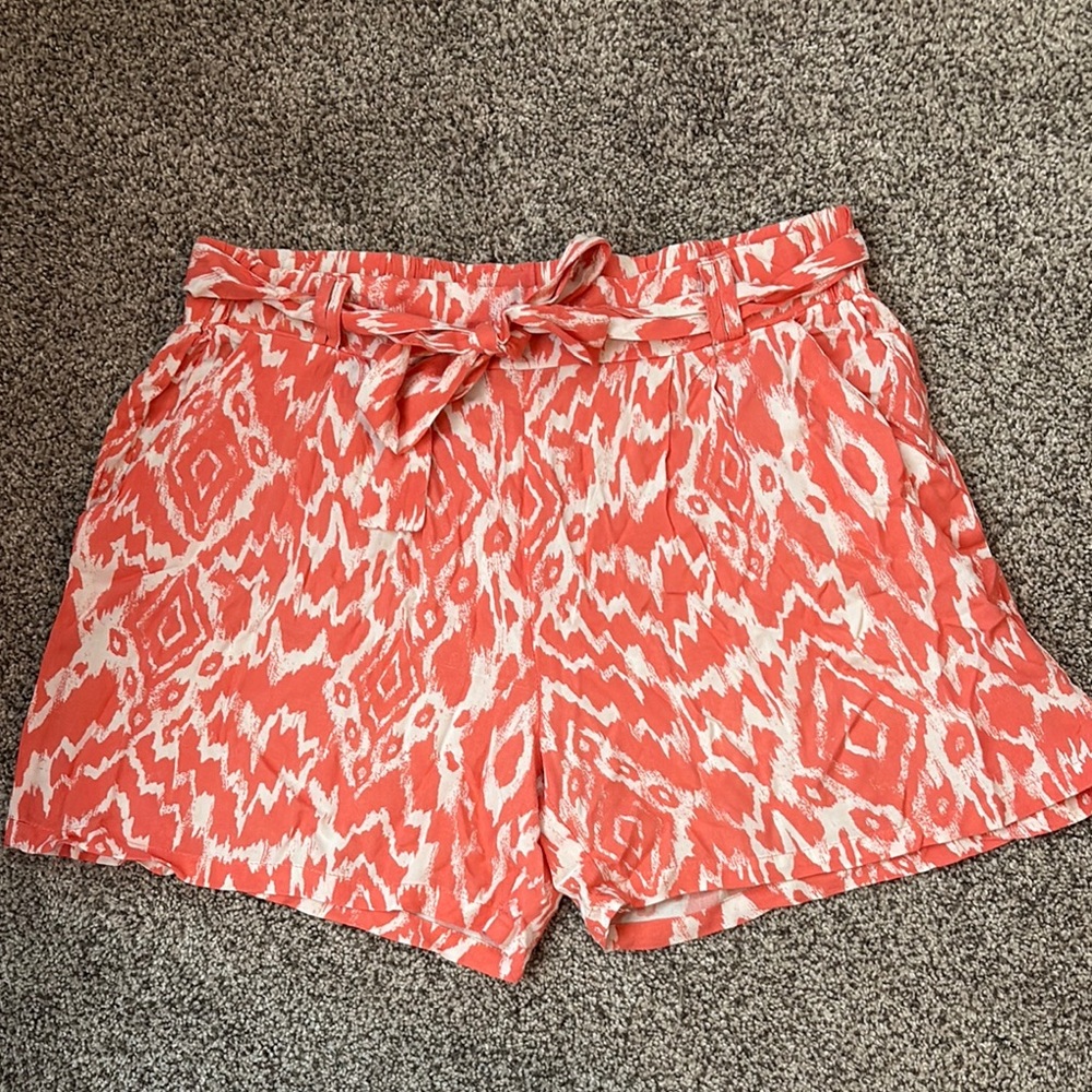 one 5 one Pink and White High Waist Shorts